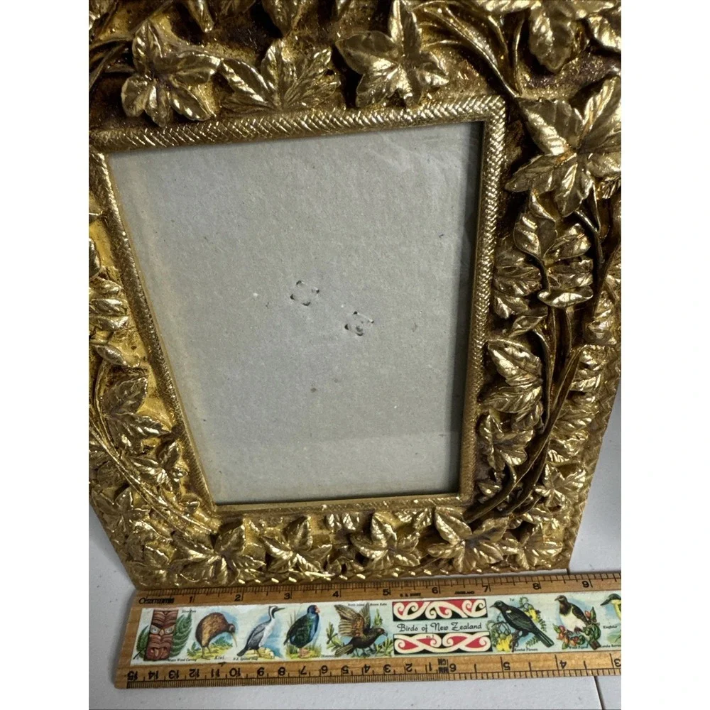 VTG‎ Gold Ornate Cherub Resin Picture Frame 4.25 X 6.25